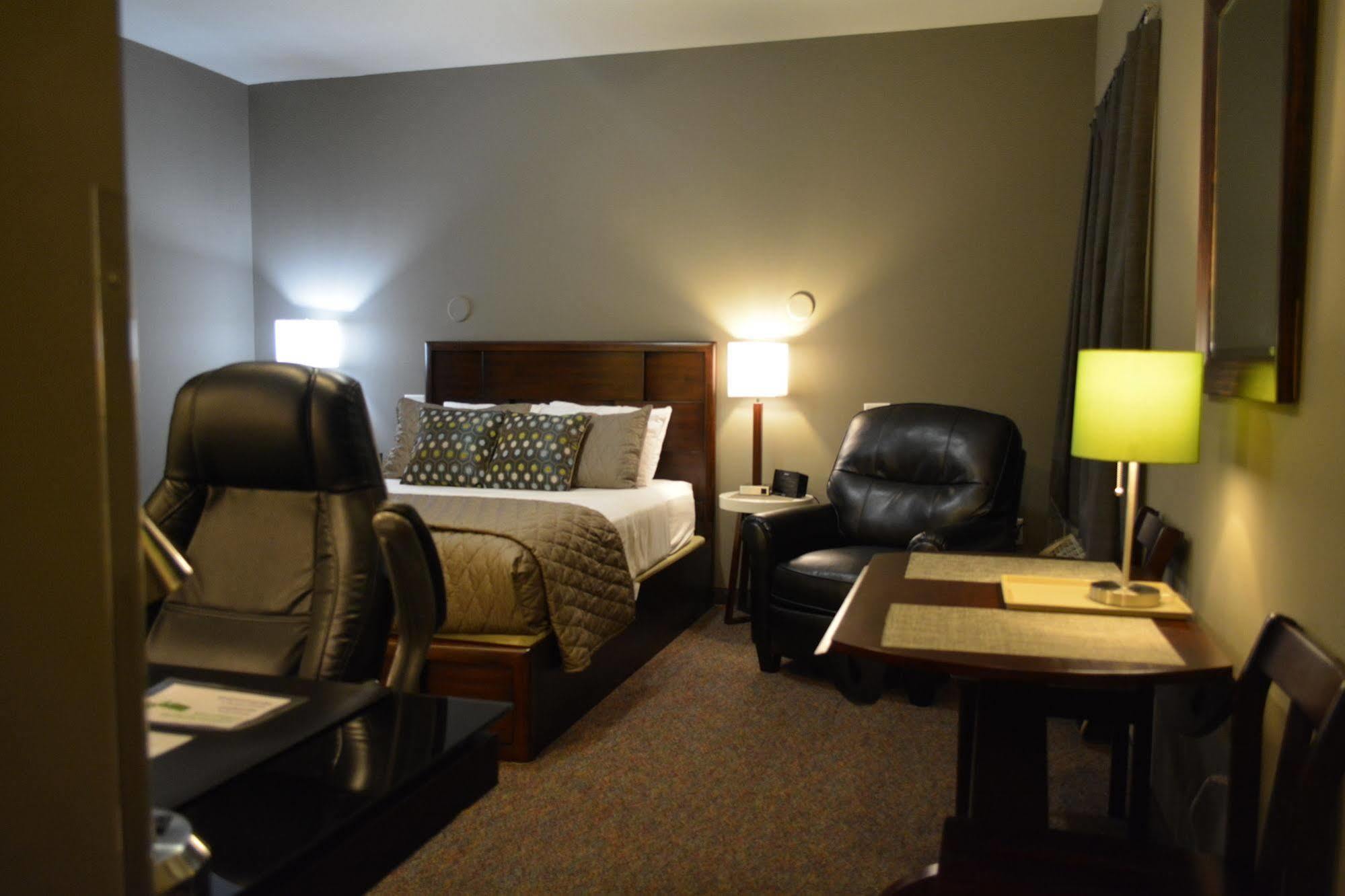 Hotel Dushore Екстер'єр фото